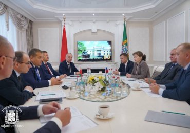 Резидент СЭЗ «Гомель-Ратон» предприятие «Гомельагрокомплект» откроет агроклассы с отечественными доильными установками в Алтайском крае