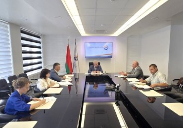 В администрации СЭЗ «Гомель-Ратон» состоялась рабочая встреча с генеральным директором ОАО «Гомельстекло» Вячеславом Головацким