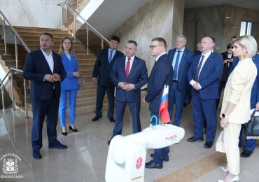 Презентация робота-манипулятора и программного обеспечения