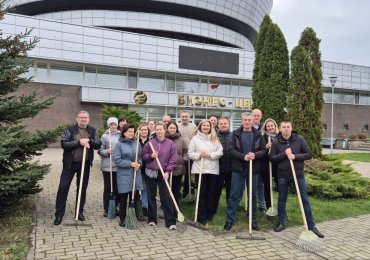 Сотрудники администрации СЭЗ «Гомель-Ратон» приняли активное участие в проведении республиканского субботника